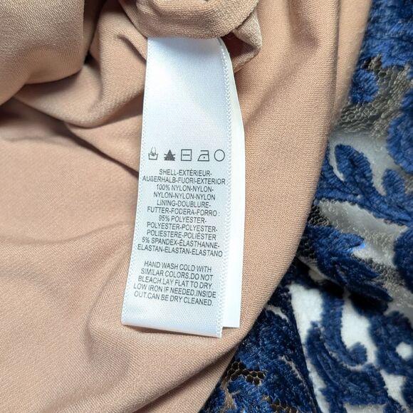 Dress The Population Blair Lace Navy Blue Dress - Picture 14 of 15